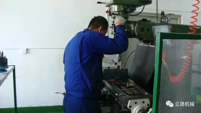 机械设备故障维修