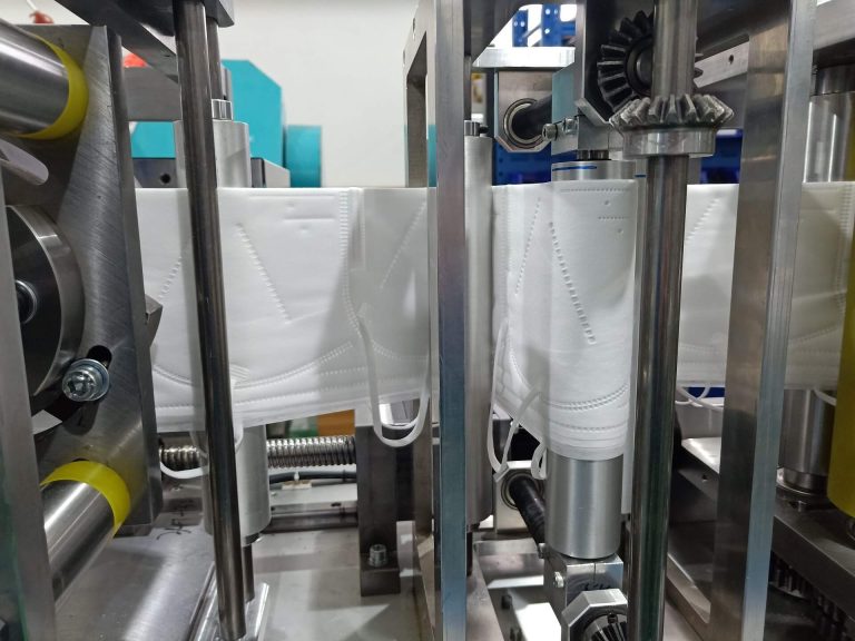 KN95全自动口罩机器设备多少钱